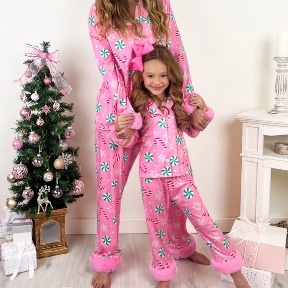 MOMMY & ME Peppermint Candy Dream Furry Pajama Set Matching Christmas Pjs 2T - Picture 1 of 10